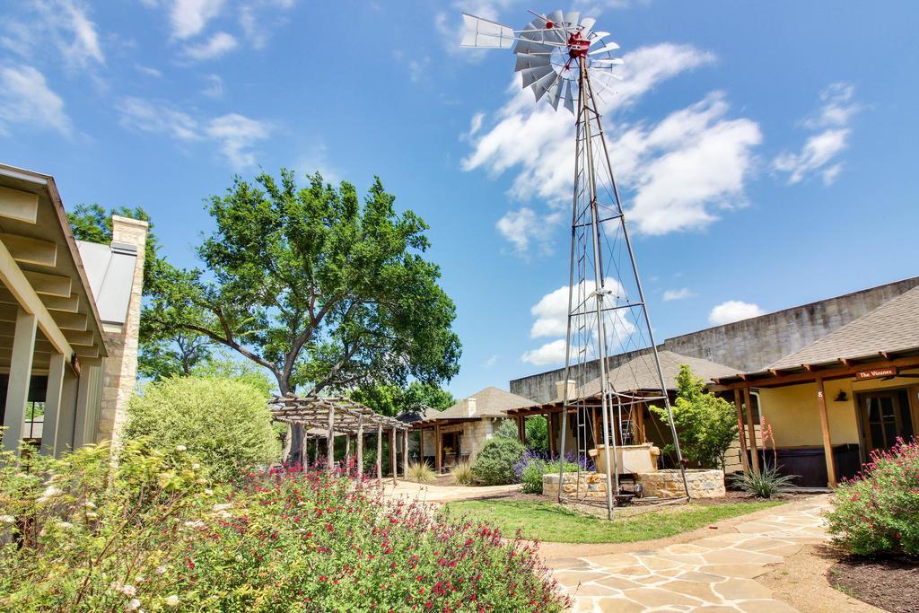 Wine Country Cottages On Main Fredericksburg Exterior foto
