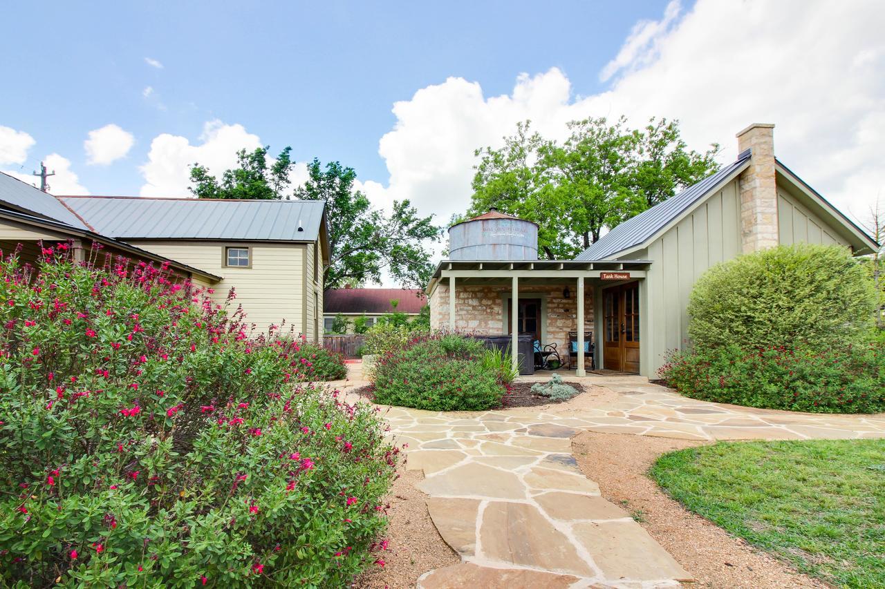 Wine Country Cottages On Main Fredericksburg Habitación foto
