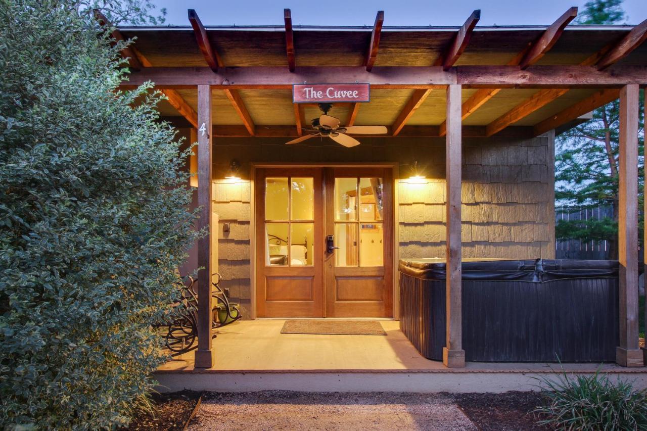 Wine Country Cottages On Main Fredericksburg Habitación foto