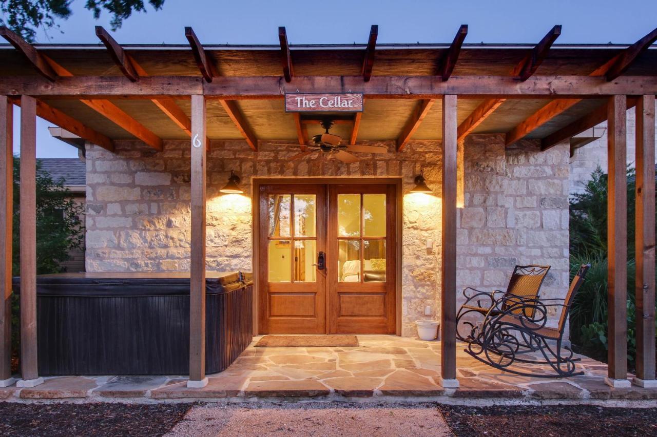 Wine Country Cottages On Main Fredericksburg Habitación foto
